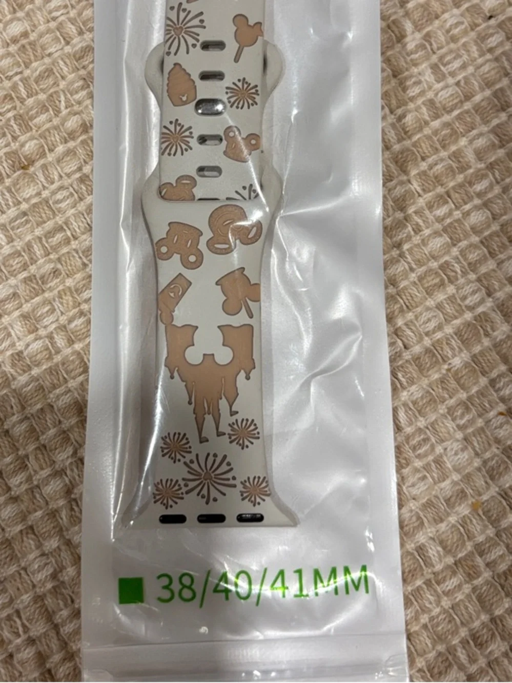 Silicone Apple Watch Band with Beige Disney Pattern - 38/40/41mm